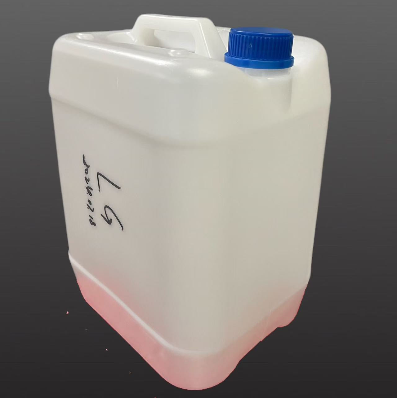 Jerrycan for liquid storage